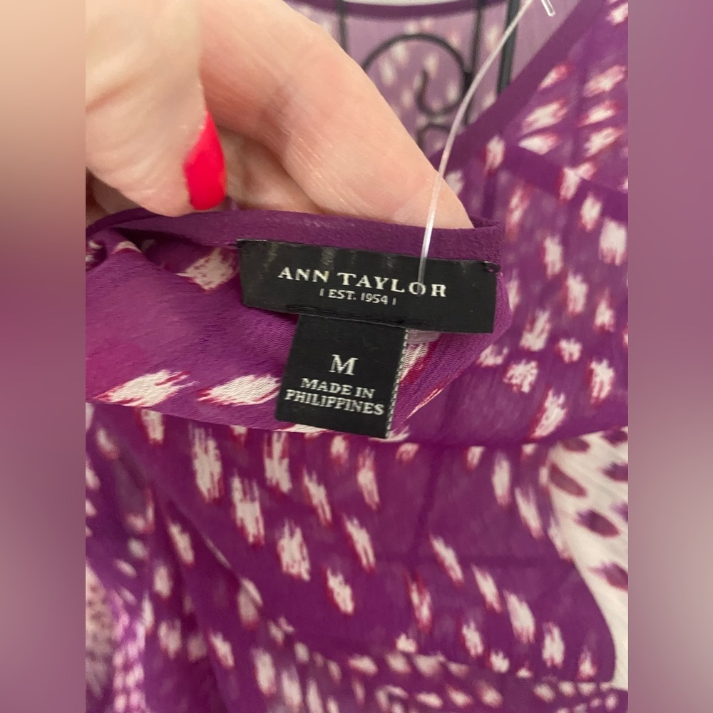 Ann Taylor Women’s Sheer Blouse Size Medium💕 - Picture 5 of 5
